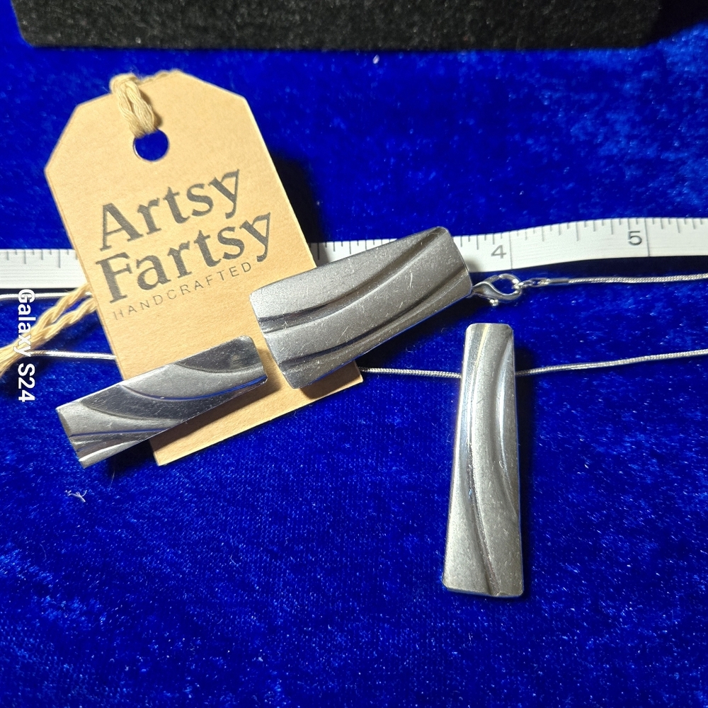Artsy Fartsy Silver Jewelry SetHairClips